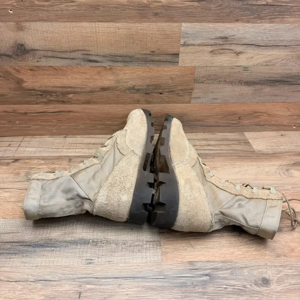 Vintage Wellco RO Search men size 9.5 Desert Combat Boots Tan Suede Military